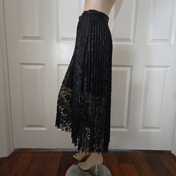 Free People Pretty Pleats Lace Skirt SZ 4 Black - Picture 3 of 14